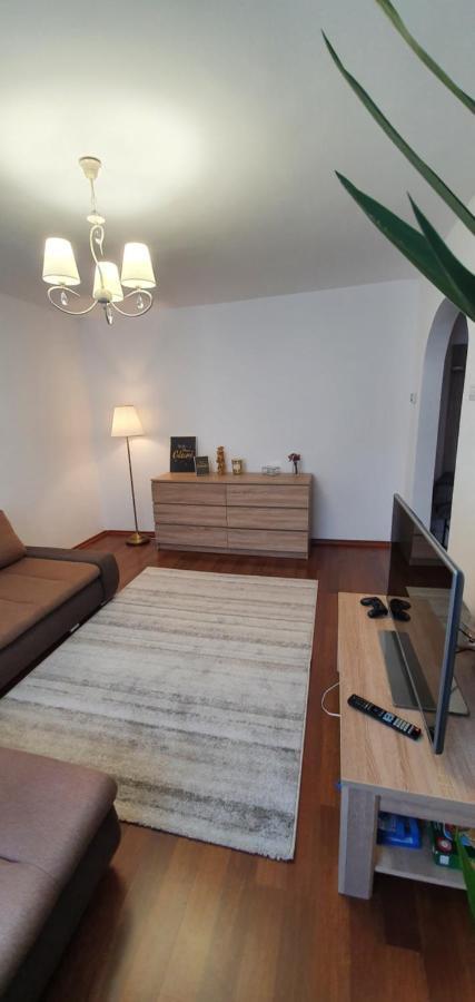 Apartament Chaplins 3 camere Piatra Neamţ Exterior foto